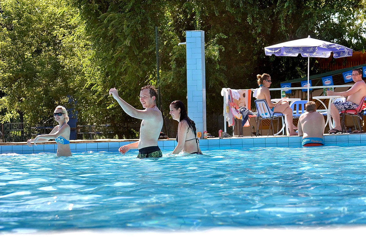 Tisza Garden Park 19